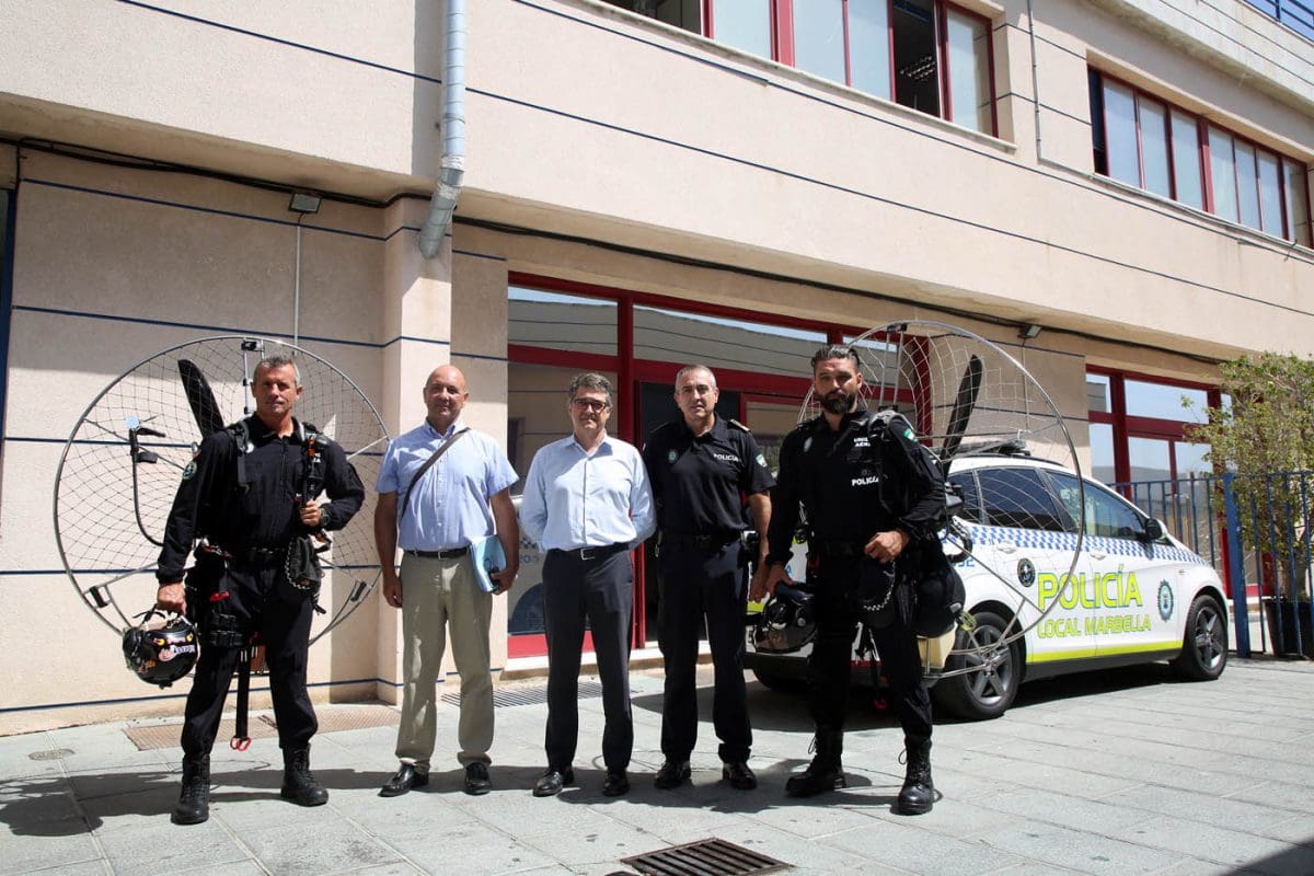 d09810f5c8e88f8ee2d130aa41b9e338_XL