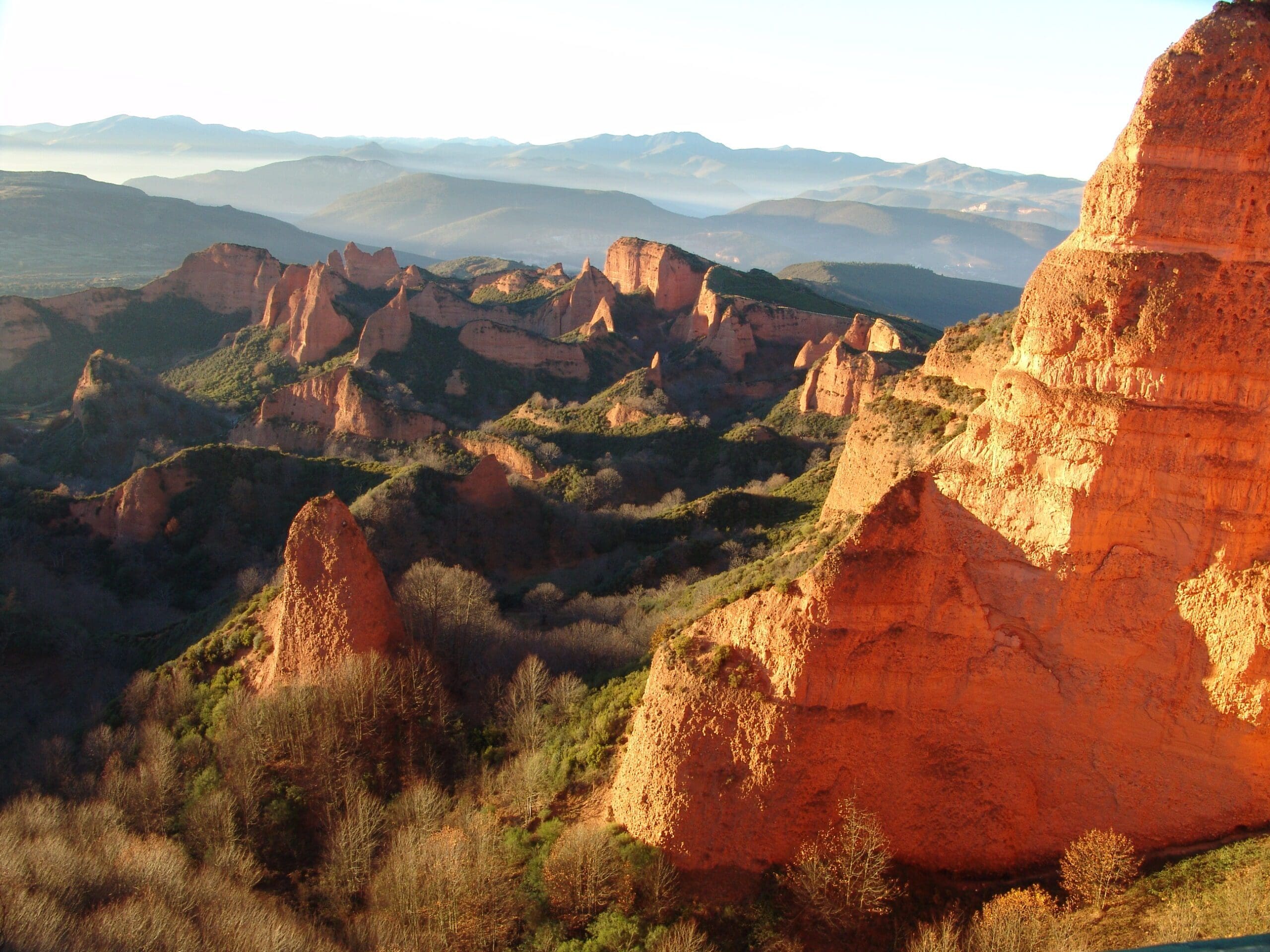Las Médulas, vestiges spectaculaires des mines d’or en Espagne