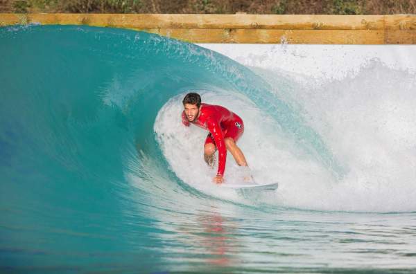 M_163827_wavegarden-filipe-toledo