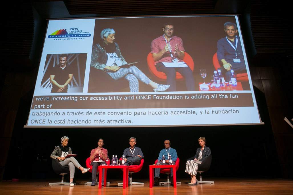 L_235308_fundacion-once-congreso-mesa-camino-santiago-r