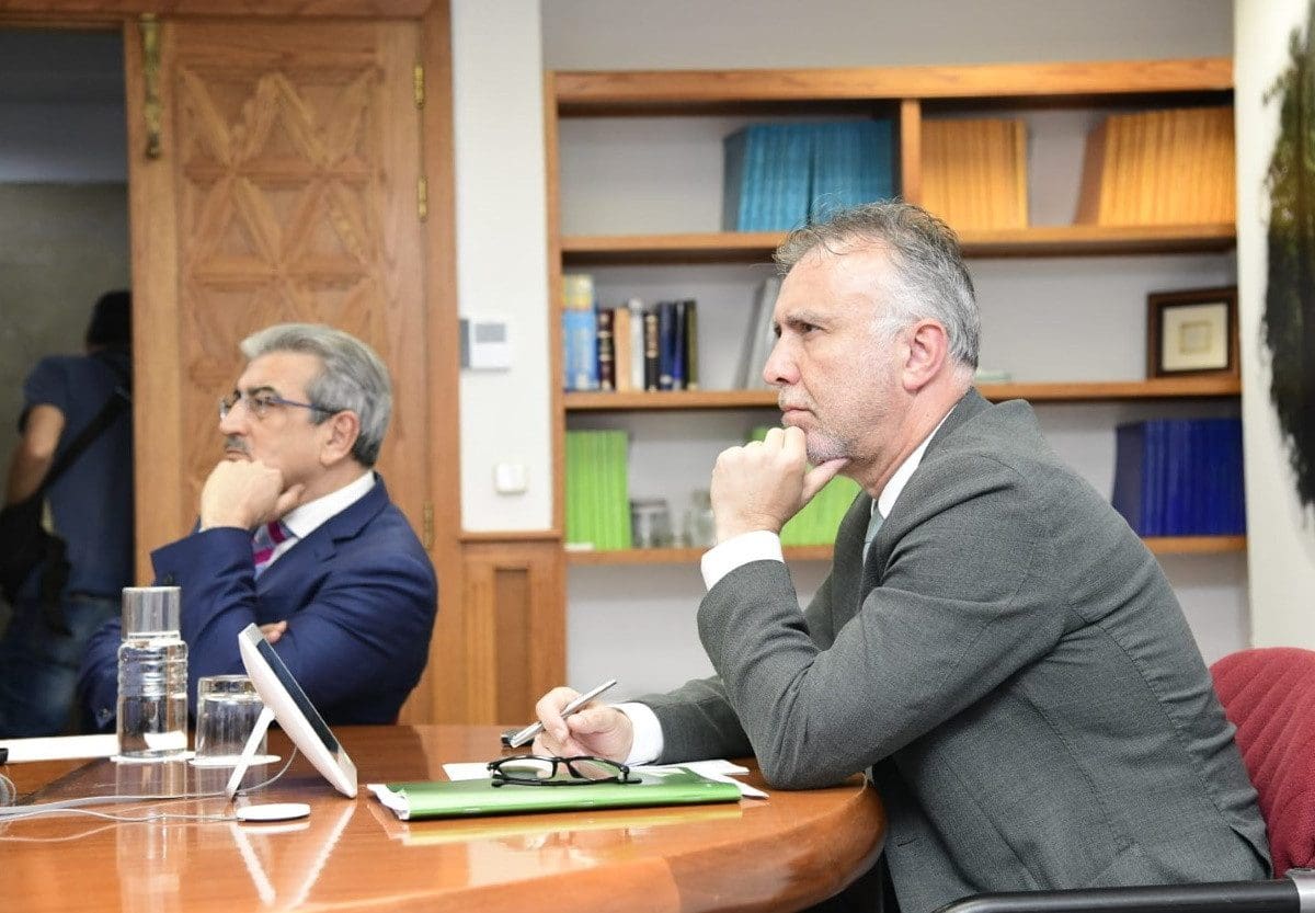 L_175615_gobiern-de-canarias-reunio-madeira