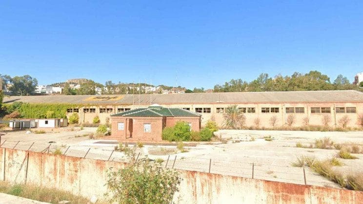 598453361_195961154_1706x960