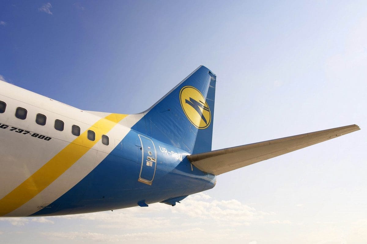 L_155152_ukraine-international-airline