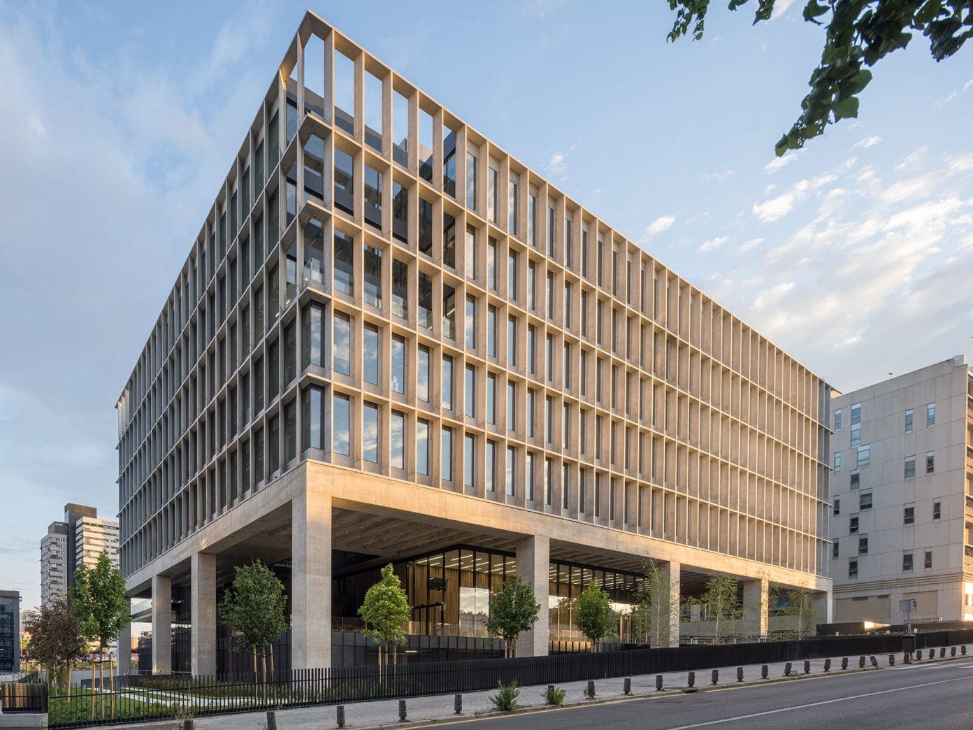 Oficinas-manoteras-onix-B720-Polaris