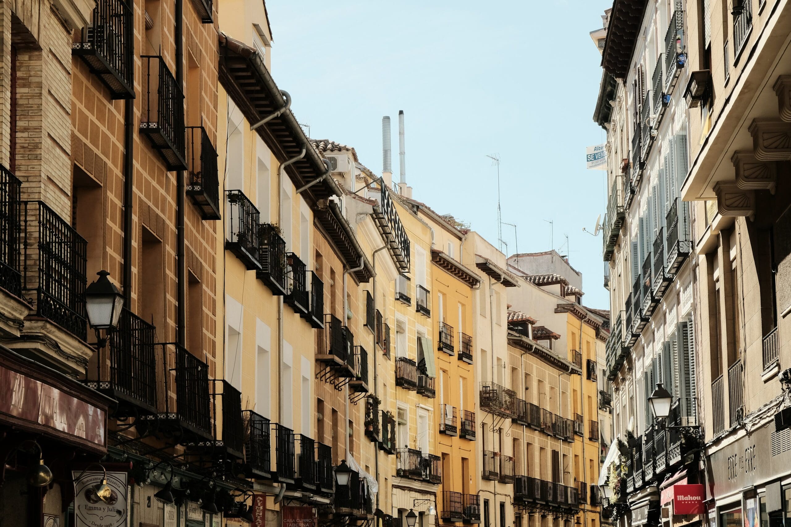 johnny-ho-z87AZzayj68-unsplash