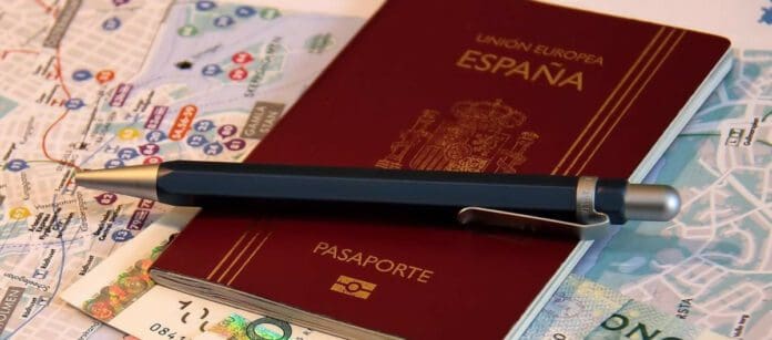 L_191519_pasaporte-espanol