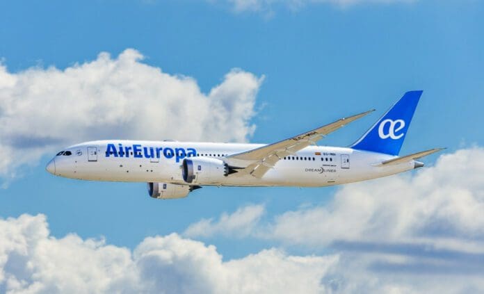 L_181859_dreamliner-air-europahh-1