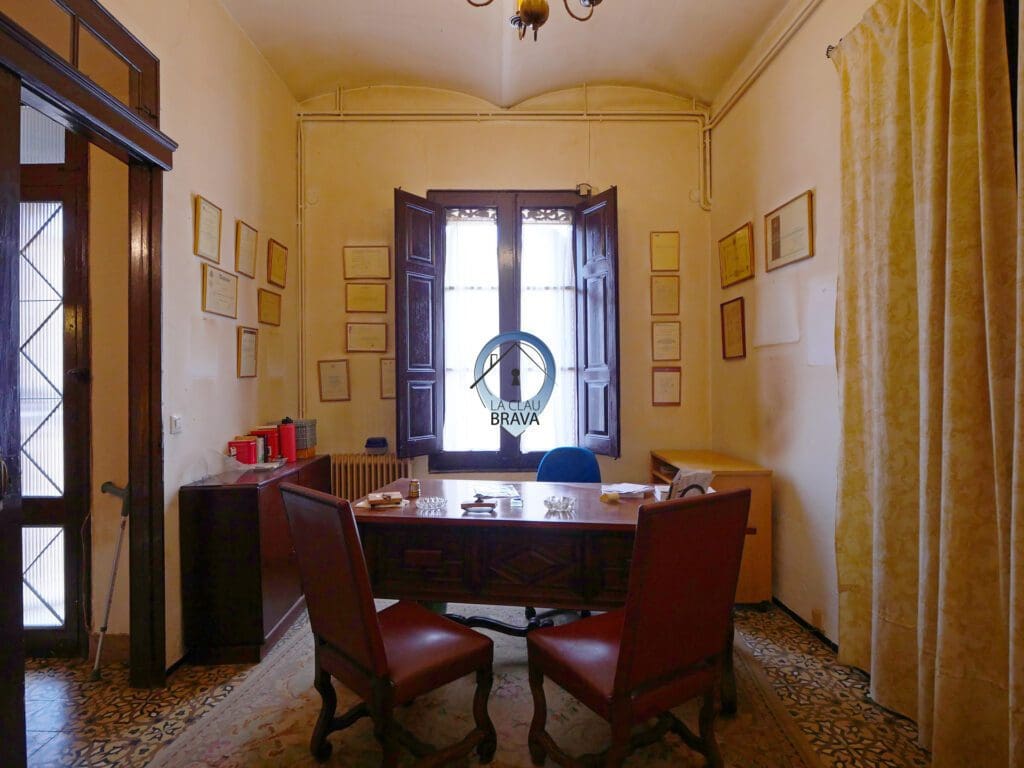 Maison moderniste à Caldes de Malavella 